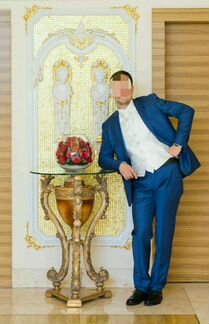 Костюм свадебный