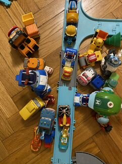 Робокар поли