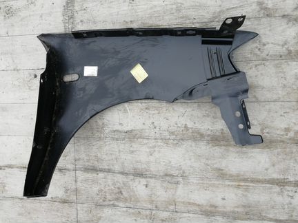 Крыло переднее левое и правое vw polo 6N новое