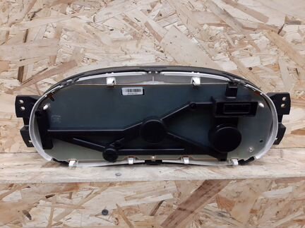 Панель приборов Renault Sandero 2 Рено Сандеро