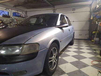 Opel Vectra 1.8 МТ, 1997, 370 000 км