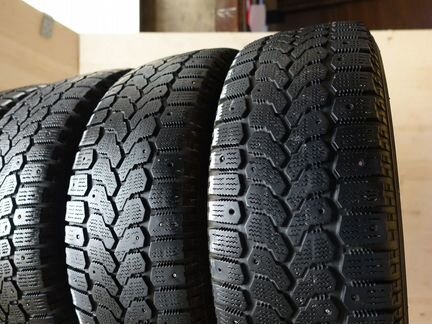 195 65 15 Yokohama Ice Guard F-700Z 91ZT