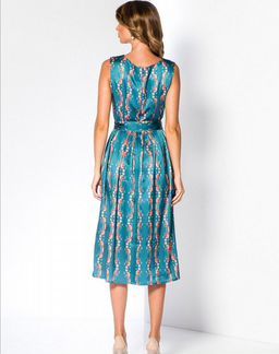 Платье от Анны Чапман