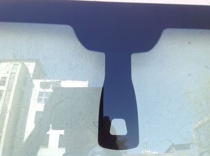 Citroen C4 II 2010- стекло лобовое С обогревом