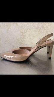 Босоножки Stuart Weitzman