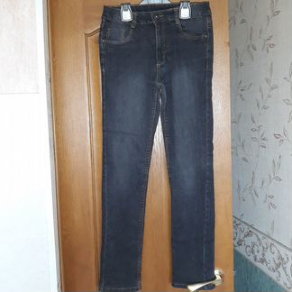 Джинсы для девочки р.158 на тр. подкл