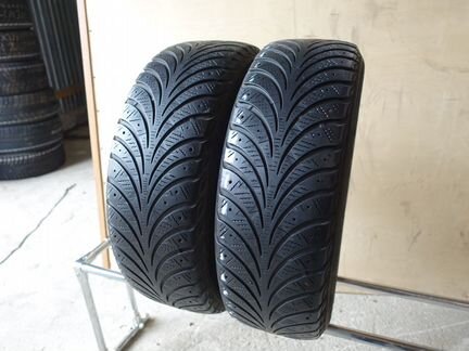195 65 15 Goodyear UltraGrip Extreme 9R4C
