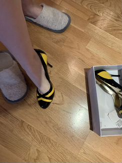 Туфли женские желто-чёрные кожаные