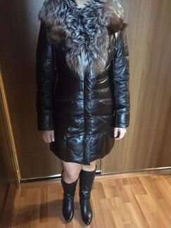 Пуховик кожаный с мехом лисы