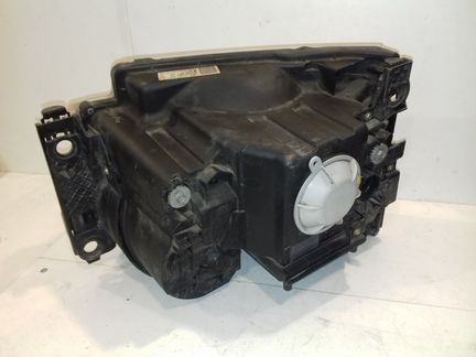 Фара правая Land Rover Discovery 3 галоген (не кс