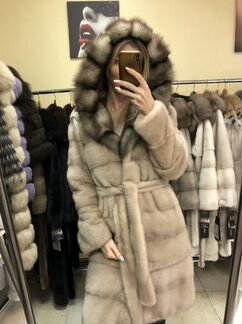 Шуба новая норковая с куницей капюшон