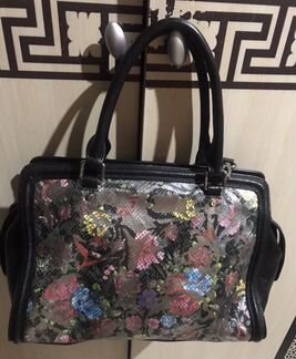 Сумка из натуральной кожи.Италия