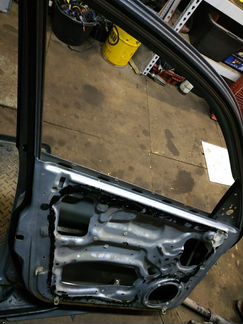 Дверь передняя левая Ssang Yong Rexton