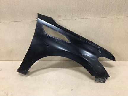 Правое крыло Nissan Patrol Y62