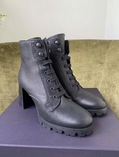 Ботинки Prada