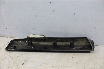 Накладка задней правой двери Subaru Forester IV 12