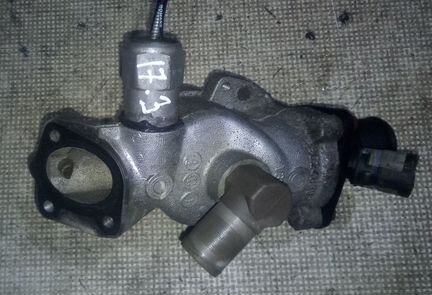 Корпус термостата Пежо Партнер Ситроен Берлинго