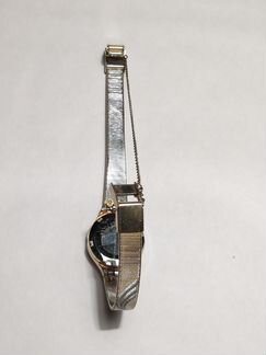 Швейцарские часы женские Omax stailess steel