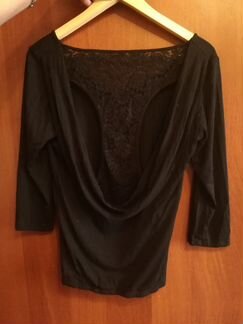 Блузка черная с кружевом