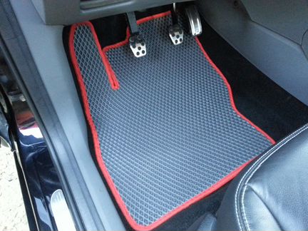 Новые коврики в салон Ford Galaxy