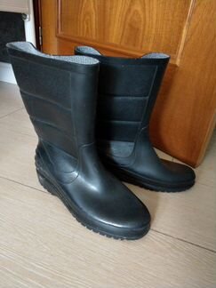 Резиновые сапоги
