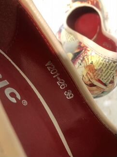 Туфли кожаные женские 39 размер новые