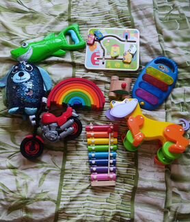Игрушки для детей от года