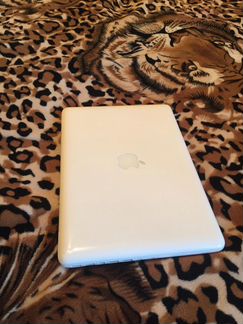 Apple Macbook 13’ 2010г. для работы и отдыха