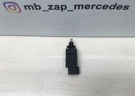Датчик включения стоп сигнала Mercedes