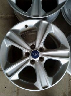 Диски бу оригинал R17 LU на Ford Volvo