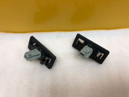 Плафон подсветки задний Nissan Murano Z52