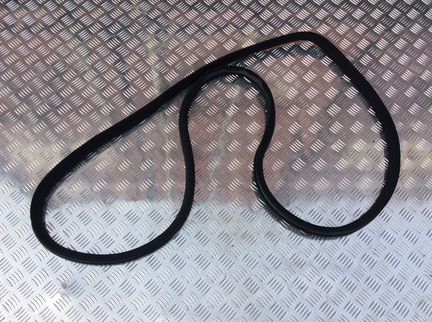 Уплотнитель двери передней левой Mercedes W221 S