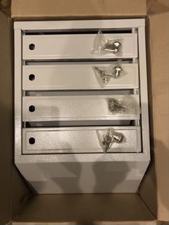 Почтовый ящик кп-4,новый,с замками