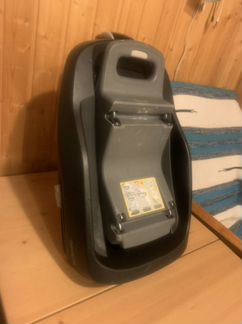 Автокресло Maxi-Cosi Pearl + база FamilyFix