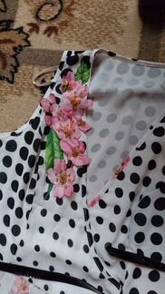 Продам новое красивое, лёгкое платье