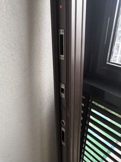 Металлическая дверная коробка