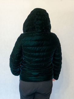 Куртка женская темно-зеленая Emme Marella