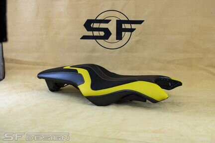 Сиденье BMW K1300R 2004-2015 Yellow Carbon Waves