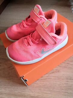 Nike кроссовки детские 8с (15,5 см)