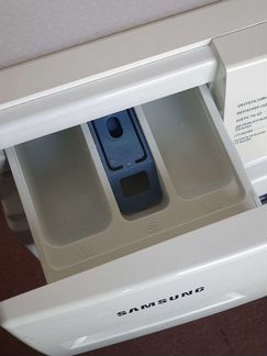 Стиральная машина Samsung WW60H2200EW