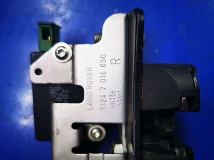 Замок борта багажника Дискавери 3 прав 51247016050