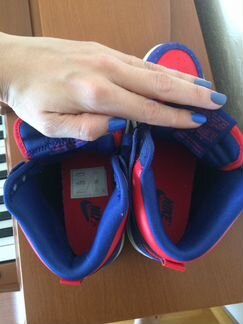 Кроссовки Nike