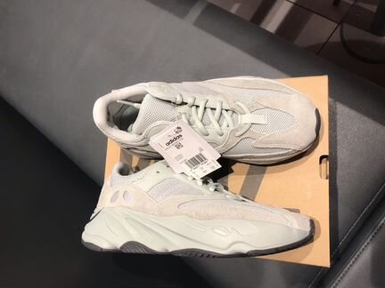 Adidas yeezy boost 700 salt