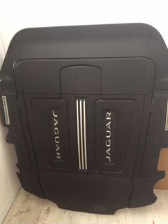 Крышка двигателя Jaguar