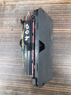 Монтажный блок предохранителей Volvo 440 460