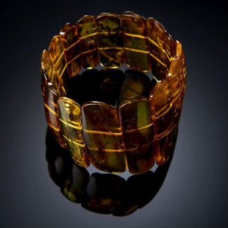 Браслет из янтаря с инклюзами