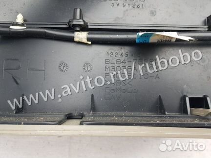 Центральная консоль Ford Escape 2 USA 2.5 duratec