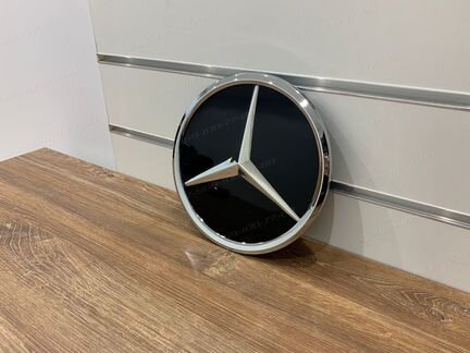 Эмблема Mercedes W205,CLA,GLA,W176,246,166 Новая