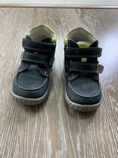 Ботинки на мальчика