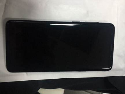 Телефон samsung galaxy 9+